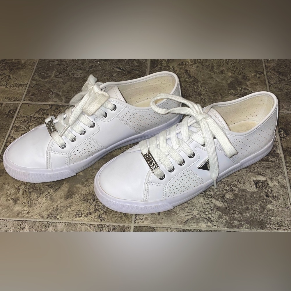 Guess Sneakers
